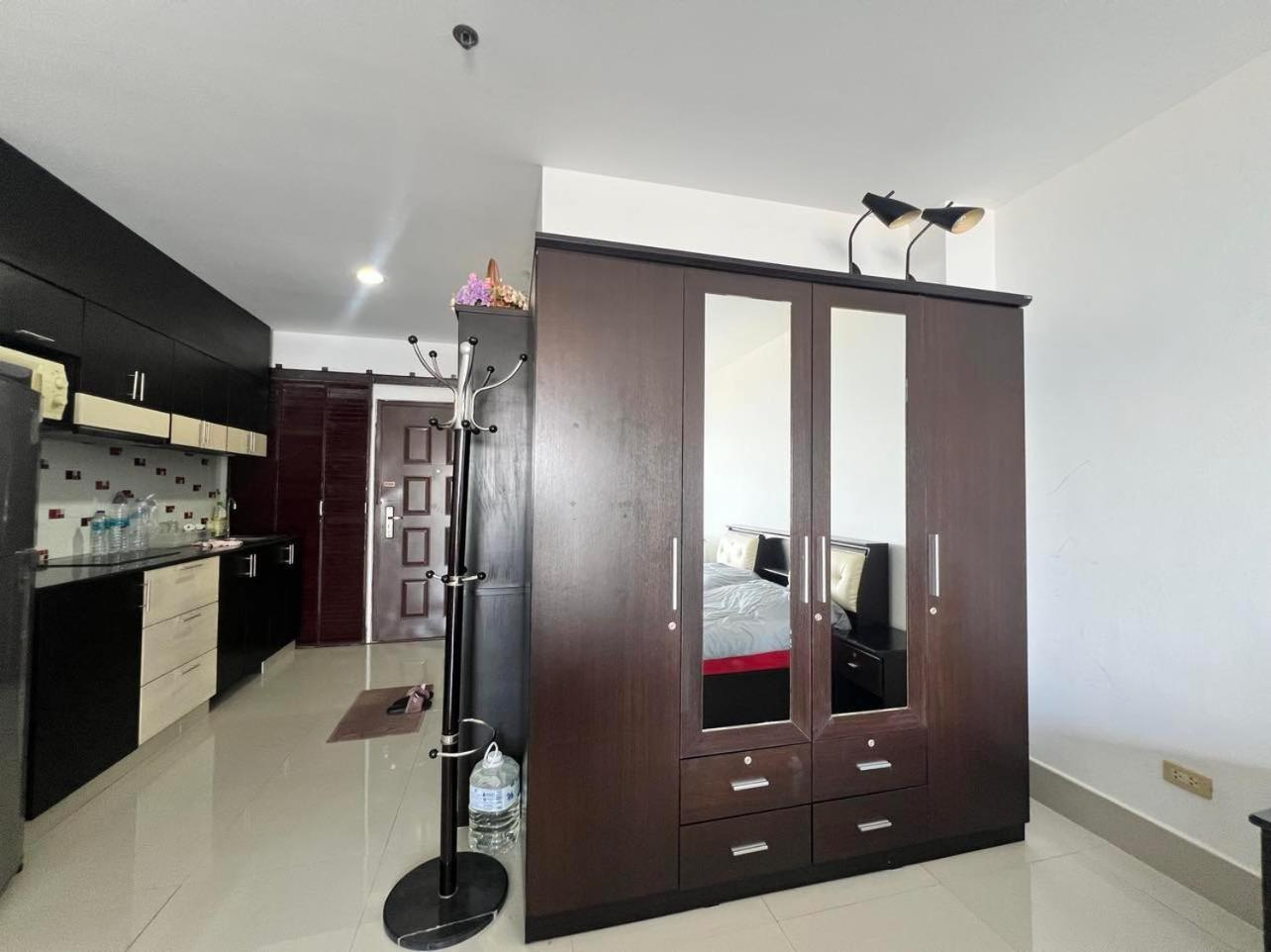 Viewtalay Beachfront By Nd Pattaya Exterior foto