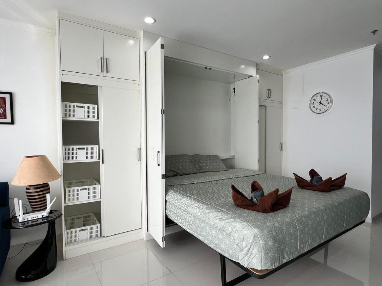 Viewtalay Beachfront By Nd Pattaya Exterior foto